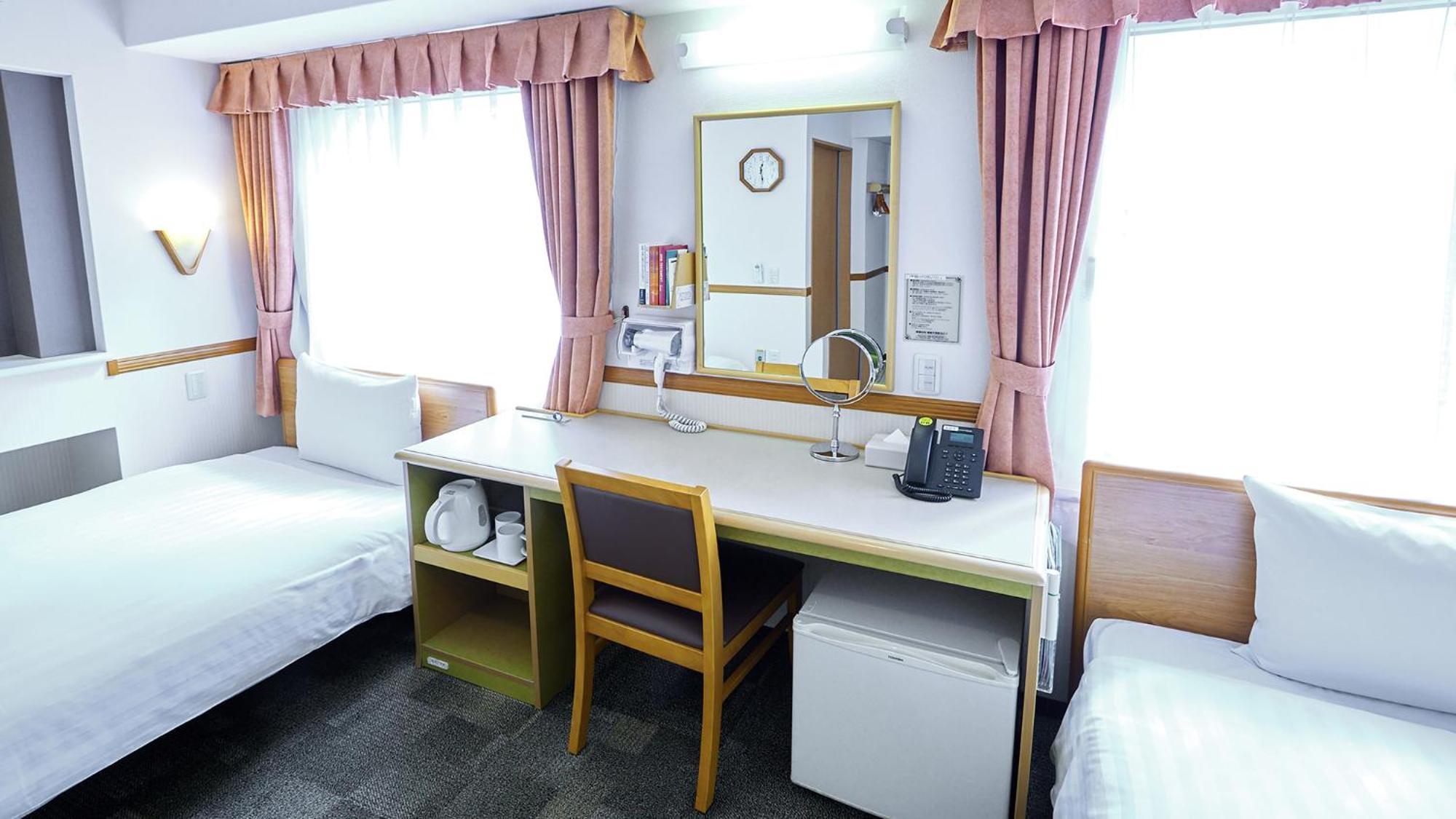 Toyoko Inn Kokura-Eki Minami-Guchi Kitakyushu Habitación foto