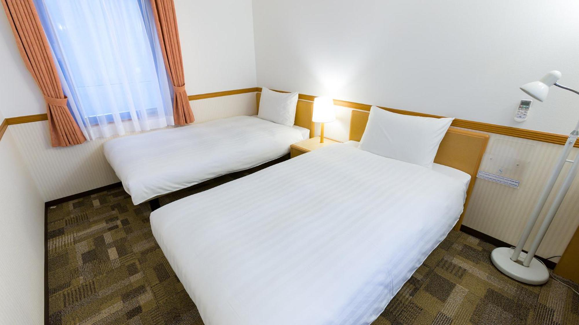 Toyoko Inn Kokura-Eki Minami-Guchi Kitakyushu Habitación foto
